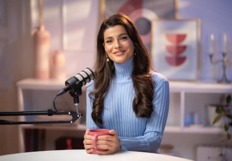 Iuliana-Dabija-Recenzie