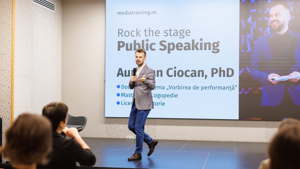 Cele mai frecvente greșeli în public speaking și cum să le eviți