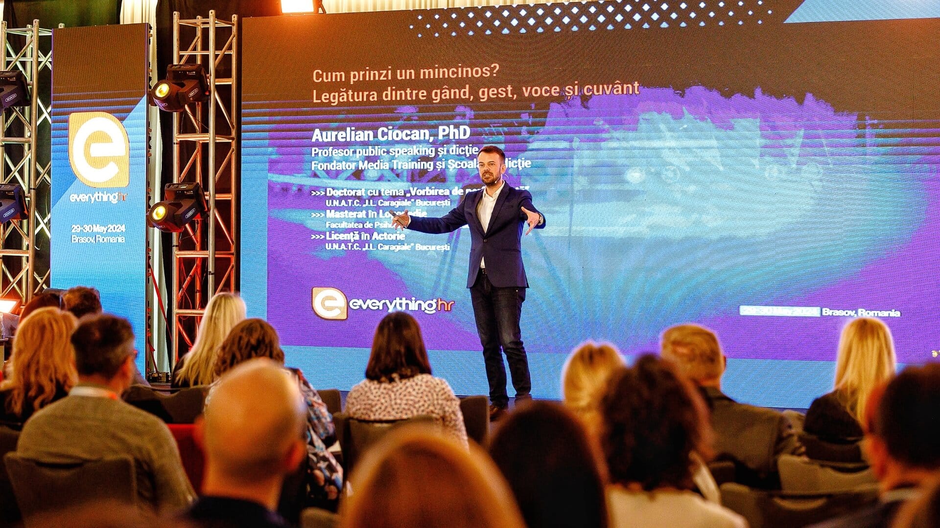 3 Tehnici eficiente pentru a capta atenția publicului